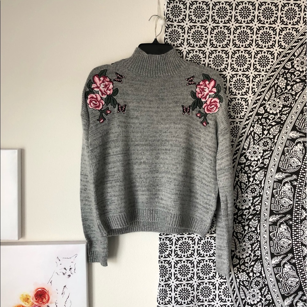 Long sleeve rose sweater
